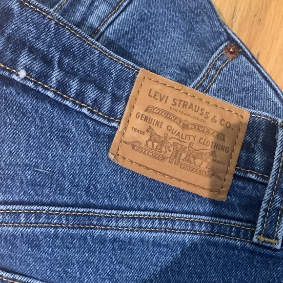 Levi’s new condition ribcage boot cut - Picture 4 of 5
